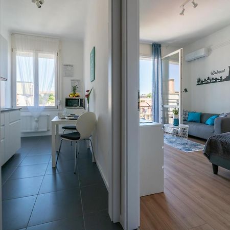 Sunhill Studio Budapest Luaran gambar