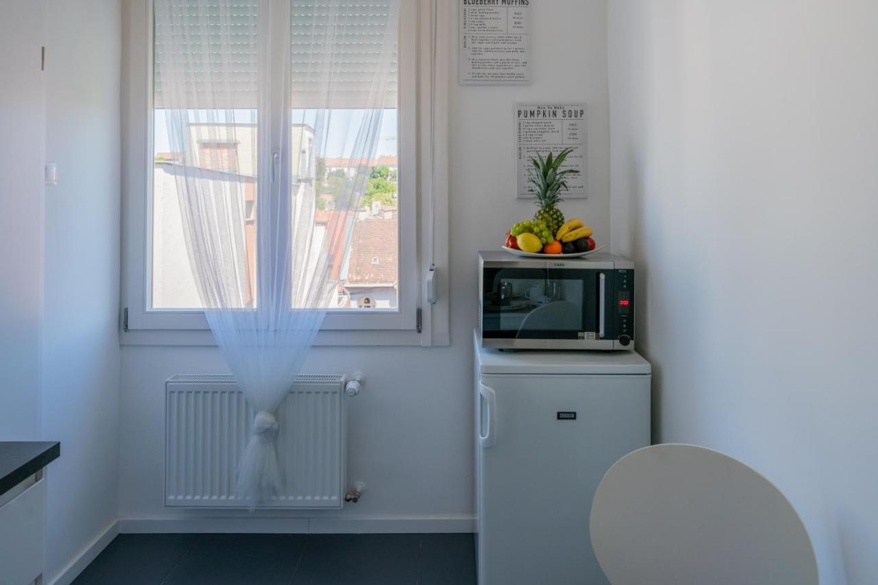 Sunhill Studio Budapest Luaran gambar