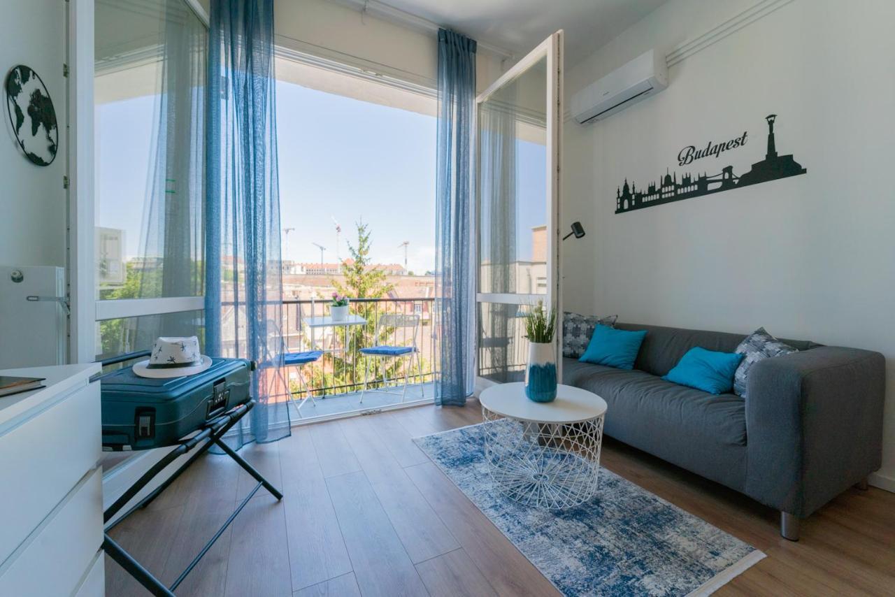 Sunhill Studio Budapest Luaran gambar